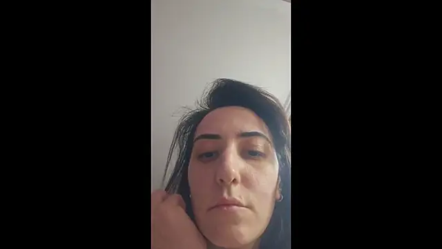 AlejandraDelaney online show from 04-25-26, 01:41