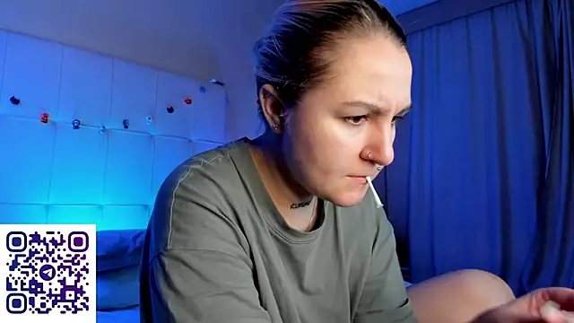 Snapshot of Debbie_Taylor chatting on 11-05-25, 05:02 Debbie Taylor online show from 11-05-25, 05:02