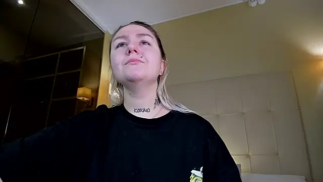 Debbie Taylor online show from 11-21-25, 05:22