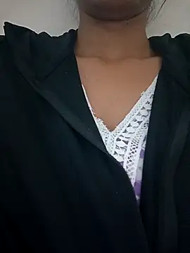 Snapshot of Rajni-Mehra chatting on 11-18-25, 03:34 Rajni-Mehra online show from 11-18-25, 03:34