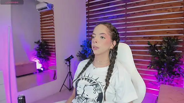 Sapphire Venuss online show from 02-22-26, 11:58