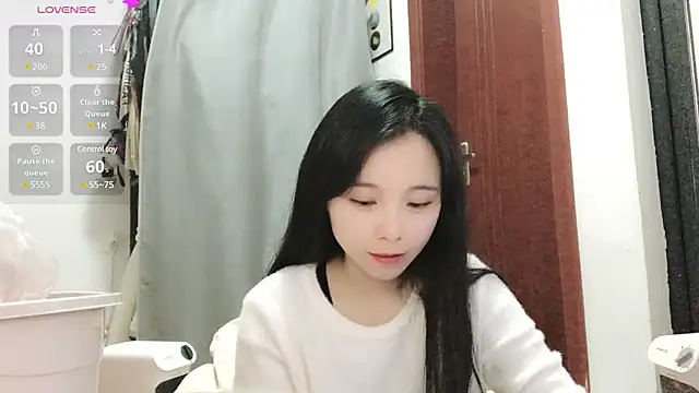 Snapshot of QQ88-99 chatting on 02-28-25, 09:47 QQ88-99 online show from 02-28-25, 09:47