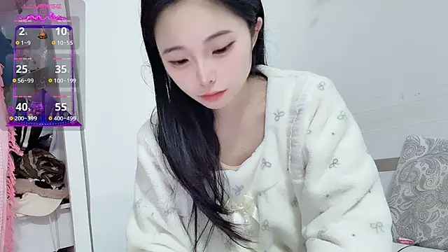 Snapshot of QQ88-99 chatting on 12-15-25, 11:20 QQ88-99 online show from 12-15-25, 11:20