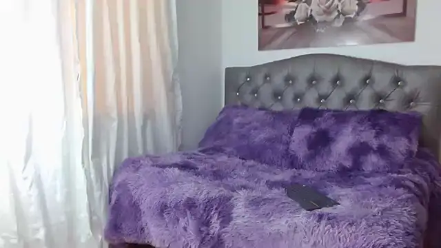 lily f00x online show from 03-19-25, 12:34