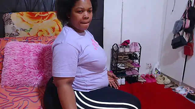 BigbootyNickyx online show from 10-20-25, 01:50