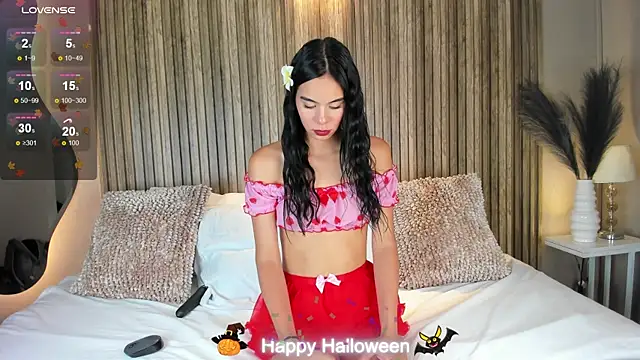 Snapshot of AnahinClar chatting on 10-28-25, 05:26 AnahinClar online show from 10-28-25, 05:26