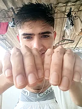 Snapshot of PhilipRich chatting on 11-22-25, 02:05 PhilipRich online show from 11-22-25, 02:05