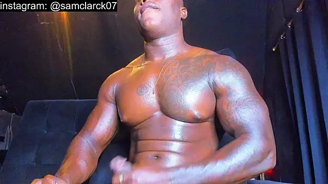 Snapshot of Sam_clarck chatting on 12-21-25, 01:57 Sam clarck online show from 12-21-25, 01:57