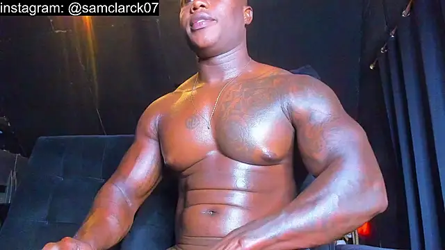 Snapshot of Sam_clarck chatting on 01-08-26, 01:52 Sam clarck online show from 01-08-26, 01:52