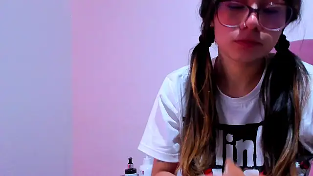 teffy lee online show from 01-10-25, 11:39