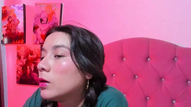 teffy lee online show from 06-25-26, 08:24