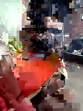 Snapshot of yovana13 chatting on 12-05-25, 04:54 yovana13 online show from 12-05-25, 04:54