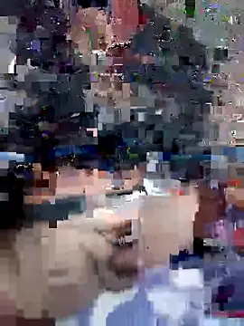 Snapshot of yovana13 chatting on 01-08-26, 08:33 yovana13 online show from 01-08-26, 08:33