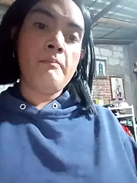 Snapshot of yovana13 chatting on 01-17-26, 02:16 yovana13 online show from 01-17-26, 02:16