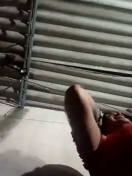 Snapshot of yovana13 chatting on 02-26-26, 01:04 yovana13 online show from 02-26-26, 01:04