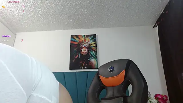 Snapshot of Dubraska1 chatting on 12-15-25, 07:40 Dubraska1 online show from 12-15-25, 07:40