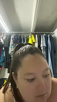 Snapshot of Chloee_ep chatting on 07-11-26, 03:09 Chloee ep online show from 07-11-26, 03:09