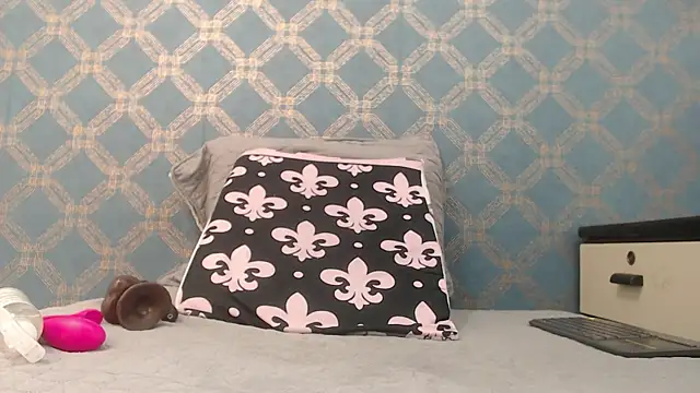 violeta cute18 online show from 09-08-25, 07:46