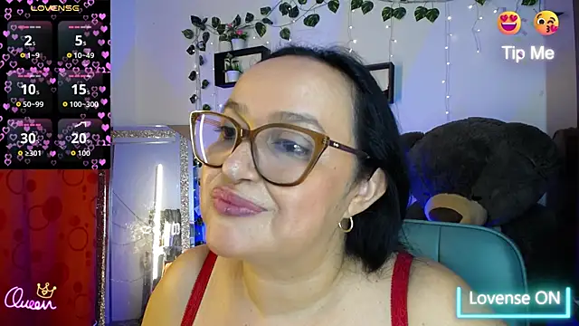 Gia Nahomi online show from 06-14-26, 02:24