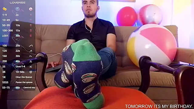 Snapshot of bradley_colt chatting on 02-22-25, 12:49 bradley colt online show from 02-22-25, 12:49