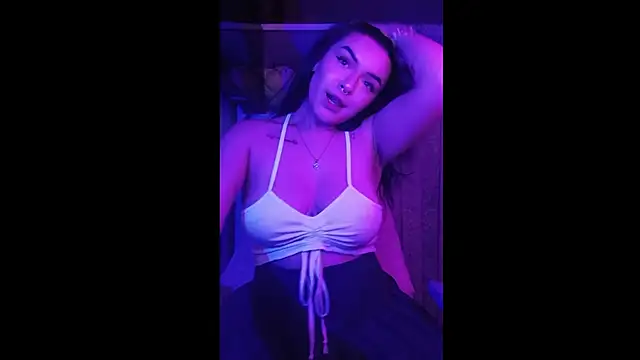 Snapshot of Alahia7demon chatting on 03-06-26, 11:34 Alahia7demon online show from 03-06-26, 11:34