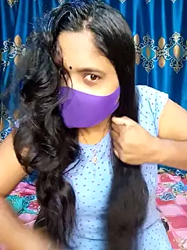 Hot Maleka online show from 03-08-25, 01:17