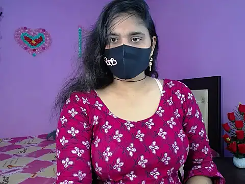 Hot Maleka online show from 02-15-26, 04:14