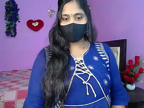 Hot Maleka online show from 04-29-26, 04:44