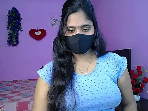 Hot Maleka online show from 04-29-26, 05:30