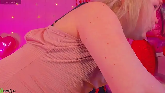 Sara Robinson online show from 02-14-26, 03:03