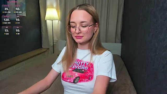 Tiffanyhunt online show from 02-13-25, 02:42