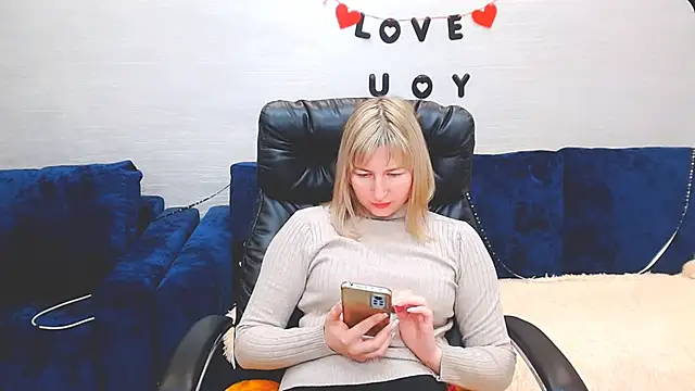 Incredible Ariela online show from 11-06-25, 10:38