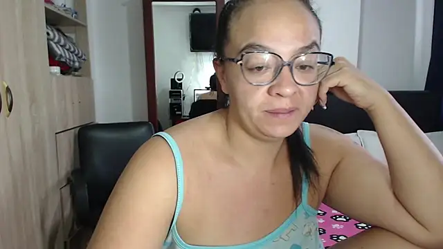 miia-big1boobs  online show from 03-06-25, 12:19