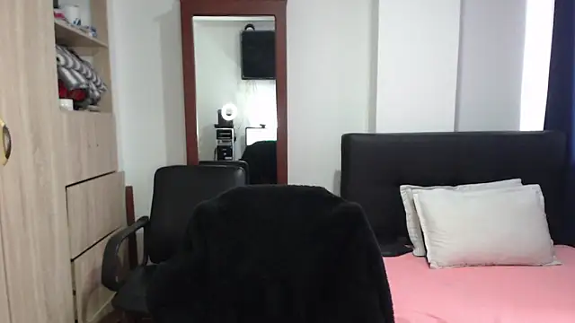 miia-big1boobs  online show from 03-11-25, 04:07