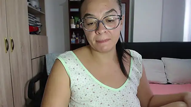 miia-big1boobs  online show from 03-17-25, 02:12