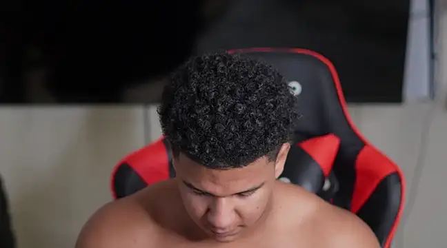 Snapshot of May_Dylan1 chatting on 12-17-24, 03:28 May Dylan1 online show from 12-17-24, 03:28