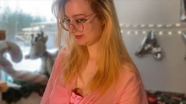 JacyWinslat online show from 01-16-25, 10:42