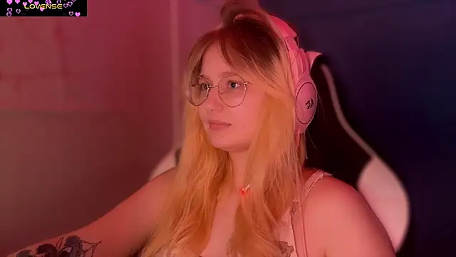 JacyWinslat online show from 03-11-25, 05:02