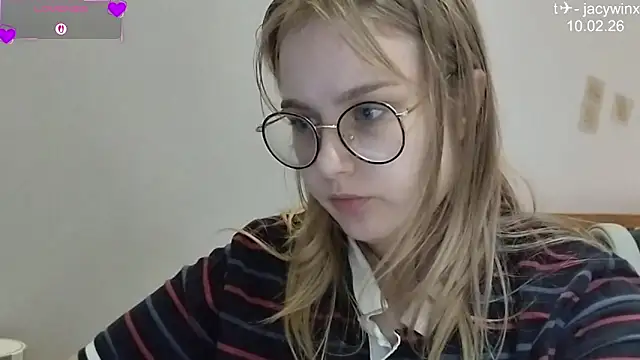 Snapshot of JacyWinslat chatting on 02-10-26, 11:14 JacyWinslat online show from 02-10-26, 11:14