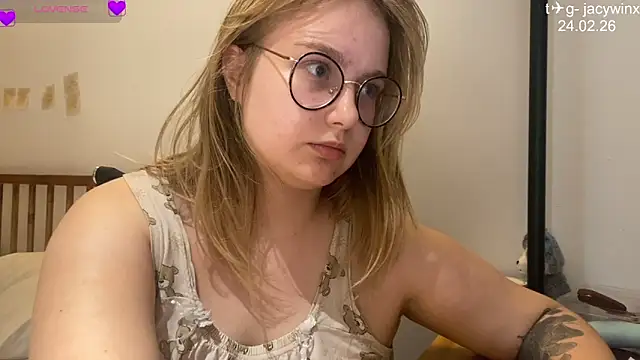 Snapshot of JacyWinslat chatting on 02-24-26, 05:55 JacyWinslat online show from 02-24-26, 05:55