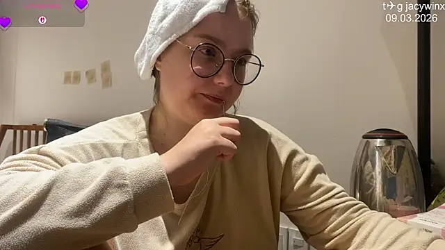 Snapshot of JacyWinslat chatting on 03-10-26, 05:40 JacyWinslat online show from 03-10-26, 05:40