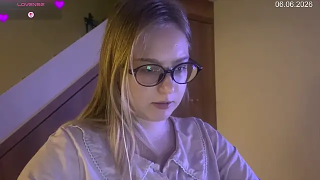 JacyWinslat online show from 06-06-26, 03:28