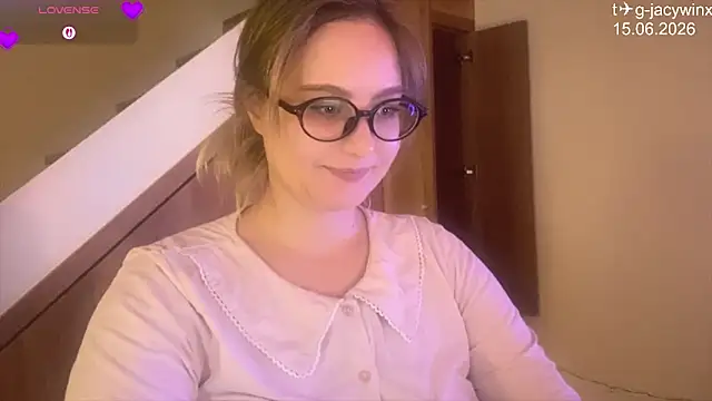 JacyWinslat online show from 06-15-26, 08:49