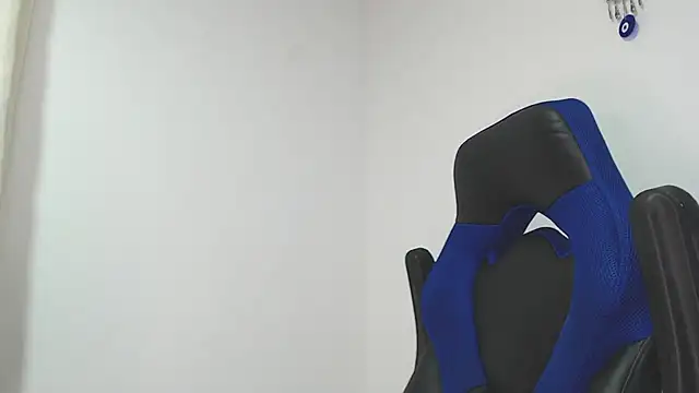 Snapshot of melissa_bakerr chatting on 02-11-25, 06:30 melissa bakerr online show from 02-11-25, 06:30