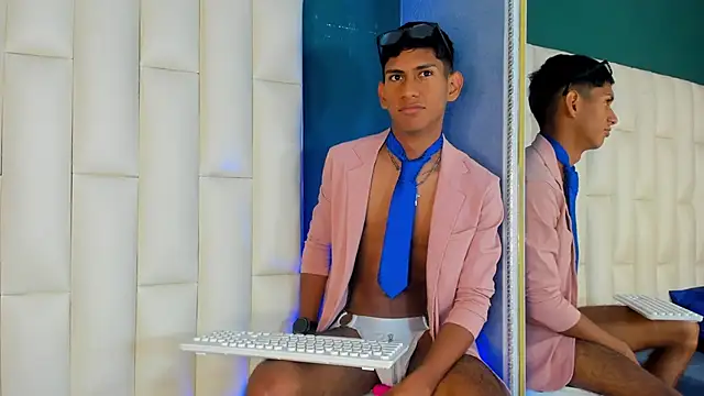 Nick Collins18 online show from 03-14-25, 05:38