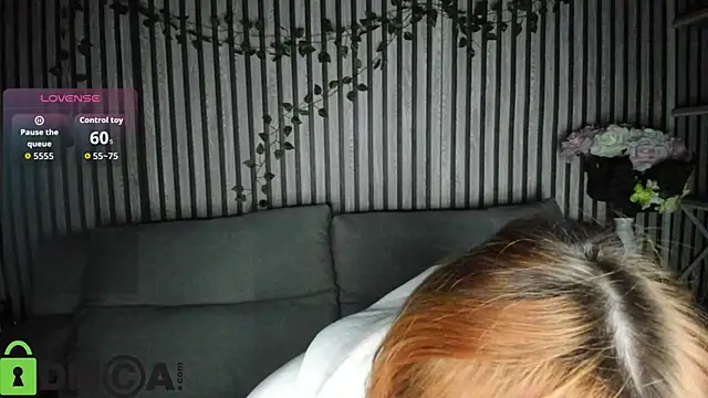 Little Chips online show from 10-24-25, 04:58