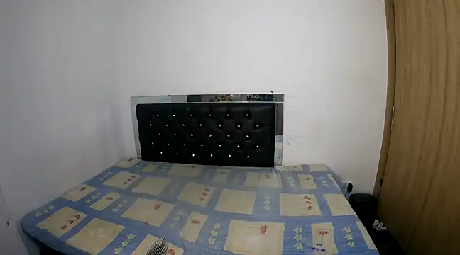 Snapshot of hot_quenn chatting on 01-13-25, 11:38 hot quenn online show from 01-13-25, 11:38