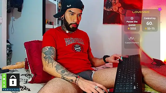 Snapshot of Diilanhott chatting on 02-03-25, 10:32 Diilanhott online show from 02-03-25, 10:32