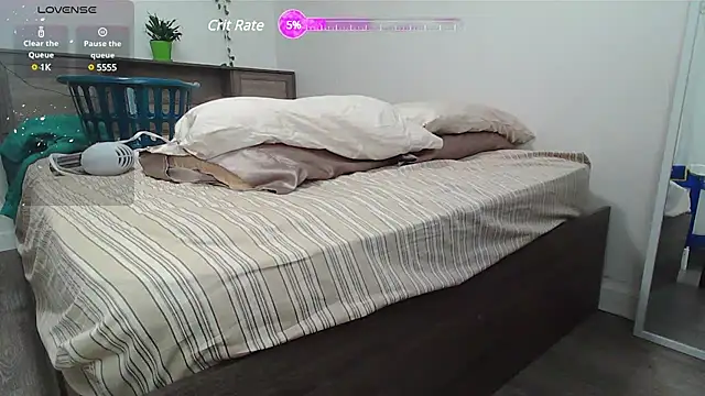 Snapshot of Kittyymaze1 chatting on 02-23-25, 04:02 Kittyymaze1 online show from 02-23-25, 04:02