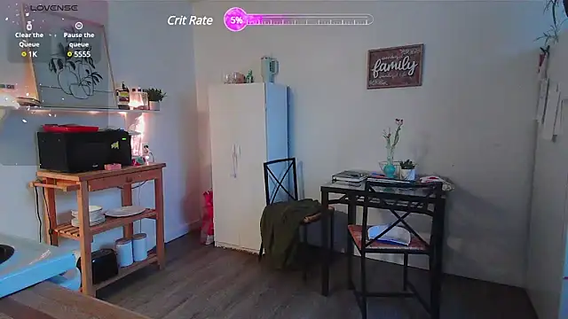 Snapshot of Kittyymaze1 chatting on 03-10-25, 11:42 Kittyymaze1 online show from 03-10-25, 11:42